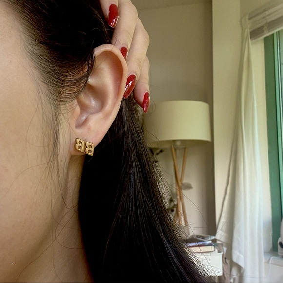 (Reserved pay)Balenciaga Gold Logo B Stud Earrings - Picture 7 of 7